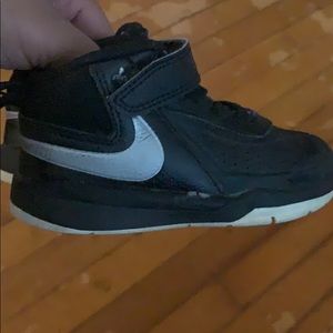 Toddler boys Nike shoes